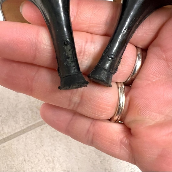 Manolo Blahnik black Patent Leather Cutout Accent D'Orsay Pumps pointed toes 5.5 - Picture 10 of 12